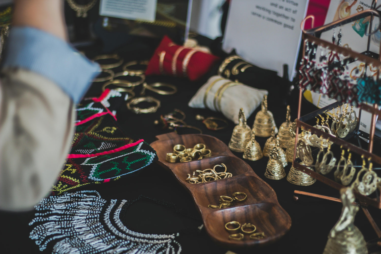 Gifts & Hampers
