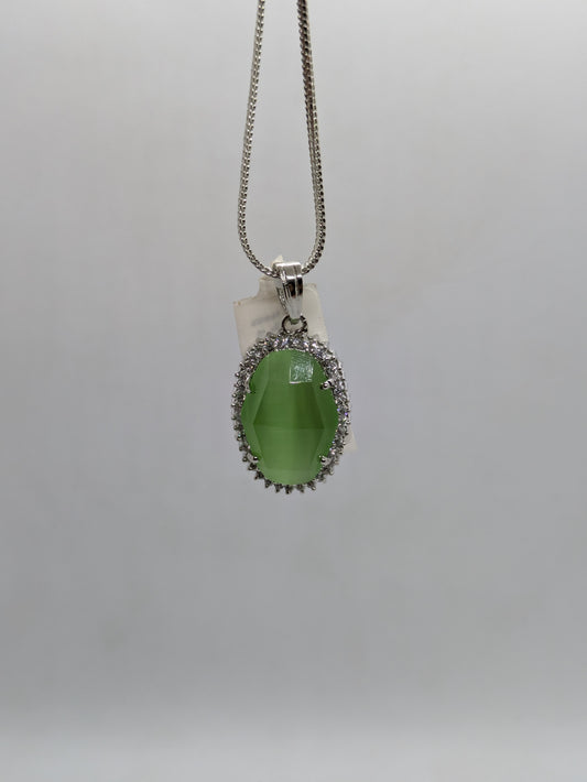 Emerald Glow Pendant Set